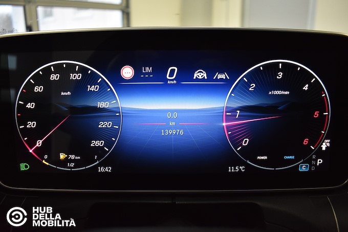 MERCEDES-BENZ CLE 220 d Coupé AMG Line Premium